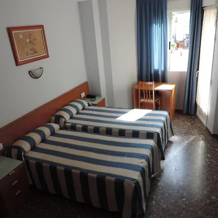 Hotel Costa San Antonio 2*
